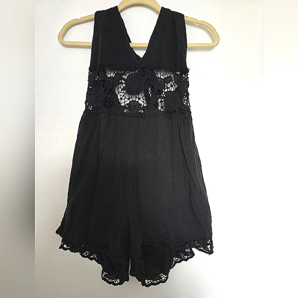 S. O. L. D. Free People Black Day Dream Shorts Romper size S/P - Picture 2 of 16